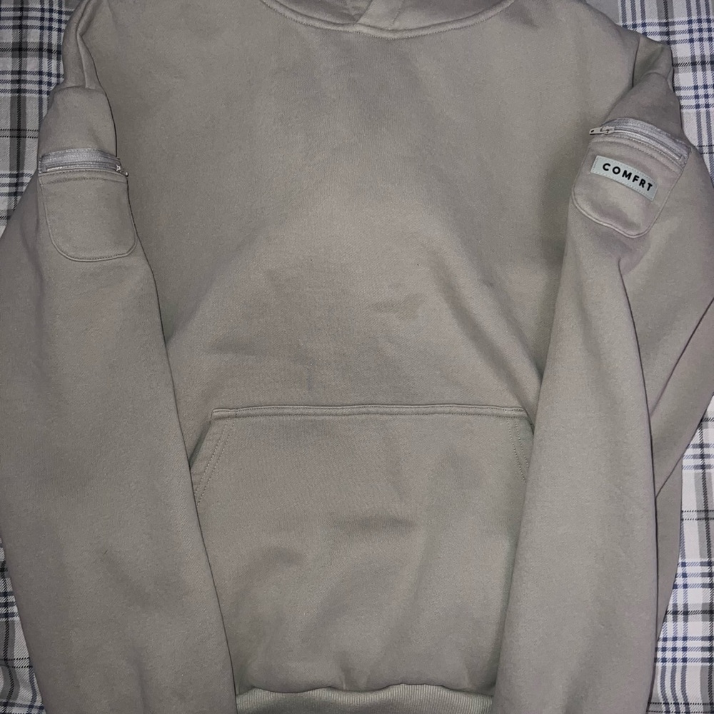 Grey Comfrt Sweatpants and Hoodie set size Medium